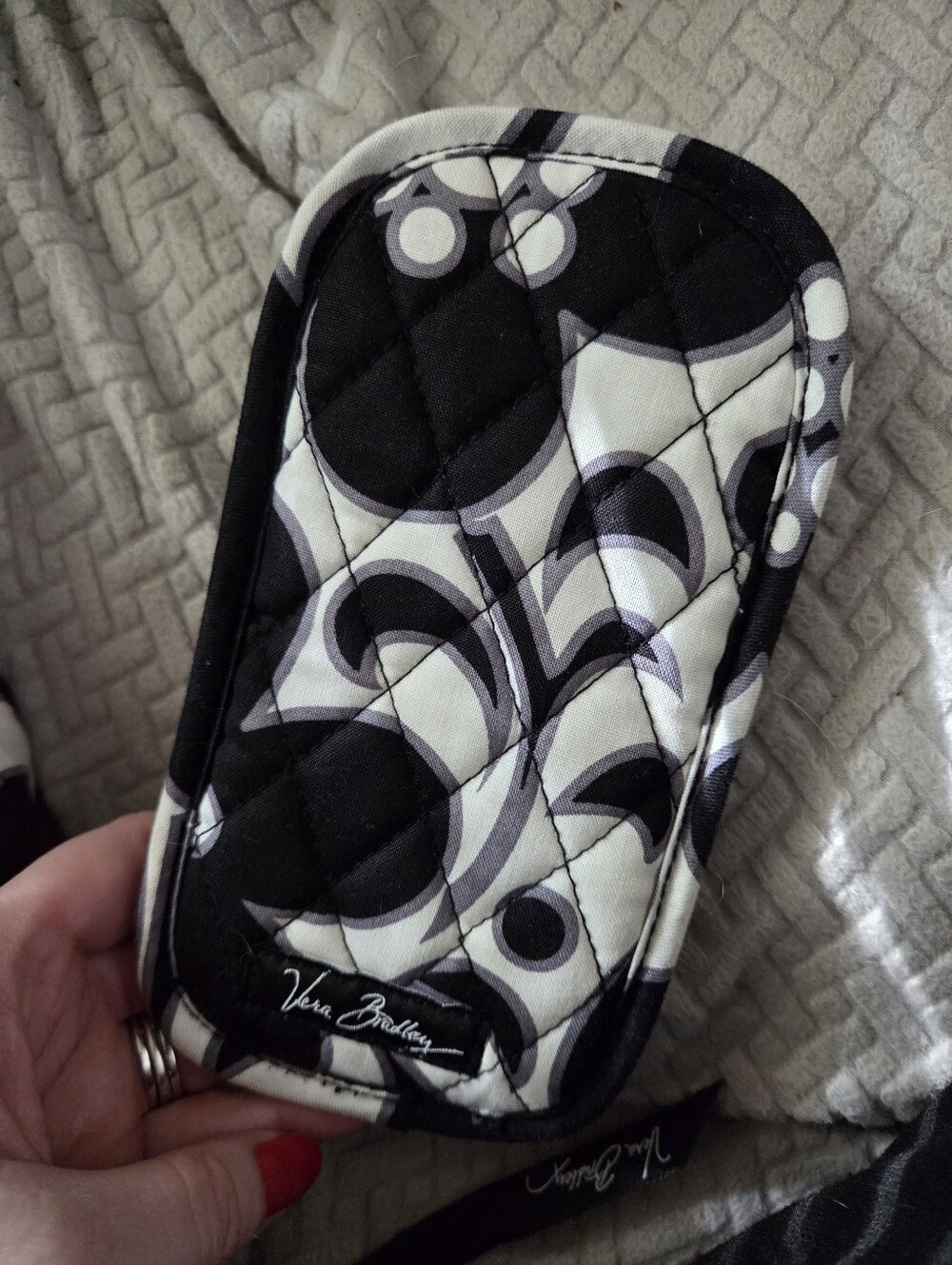 Vera Bradley Black & White Quilted Sunglasses Casr with Geometric Print